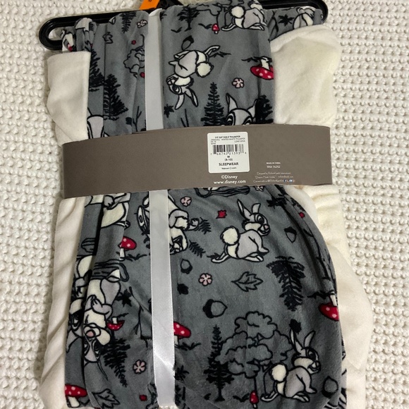 Disney pajama set women M medium 3 pieces top bottom and sucks puffy soft fleece - Picture 11 of 16